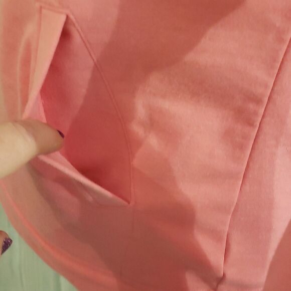 Lilly Pulitzer Pullover  - Picture 6 of 16